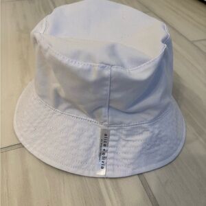 Alice + Olivia bucket hat